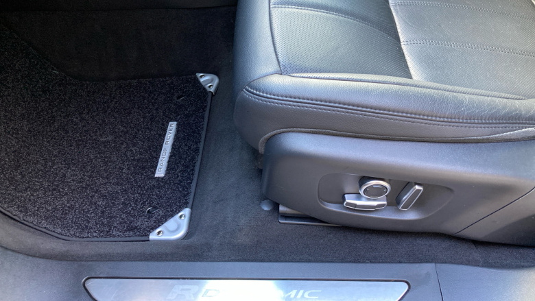 Land Rover Range Rover Evoque 2.0 D200 R-Dynamic SE 5dr Auto Diesel Hatchback